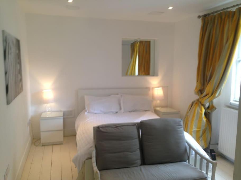 Earls Court Spacious Apartment Londres Extérieur photo