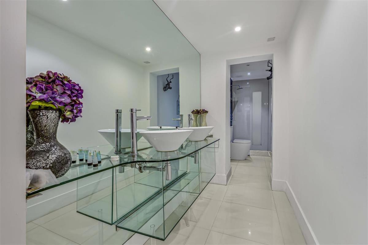 Earls Court Spacious Apartment Londres Extérieur photo