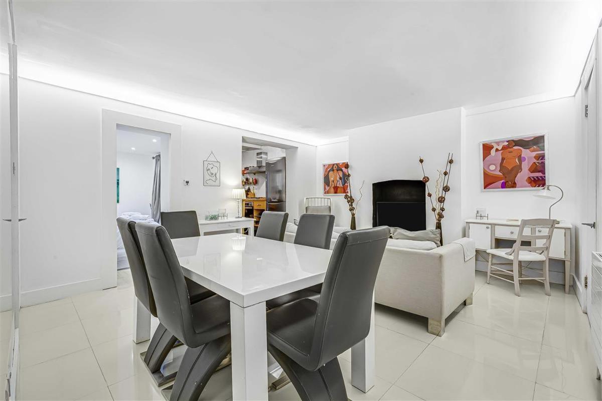 Earls Court Spacious Apartment Londres Extérieur photo